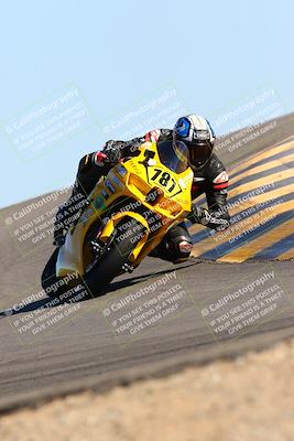 media/Feb-12-2022-SoCal Trackdays (Sat) [[3b21b94a56]]/Turn 12 (140pm)/